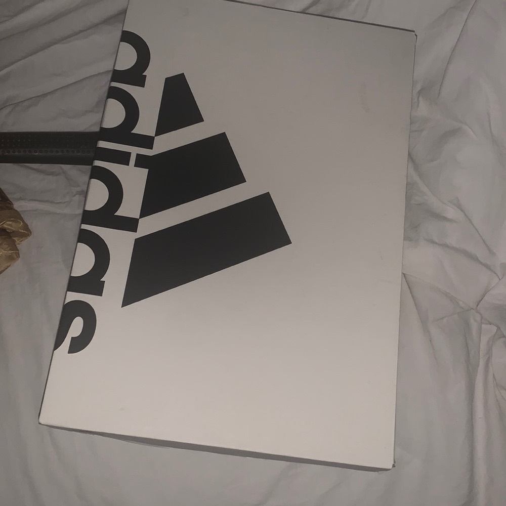 New in box men’s Adidas.